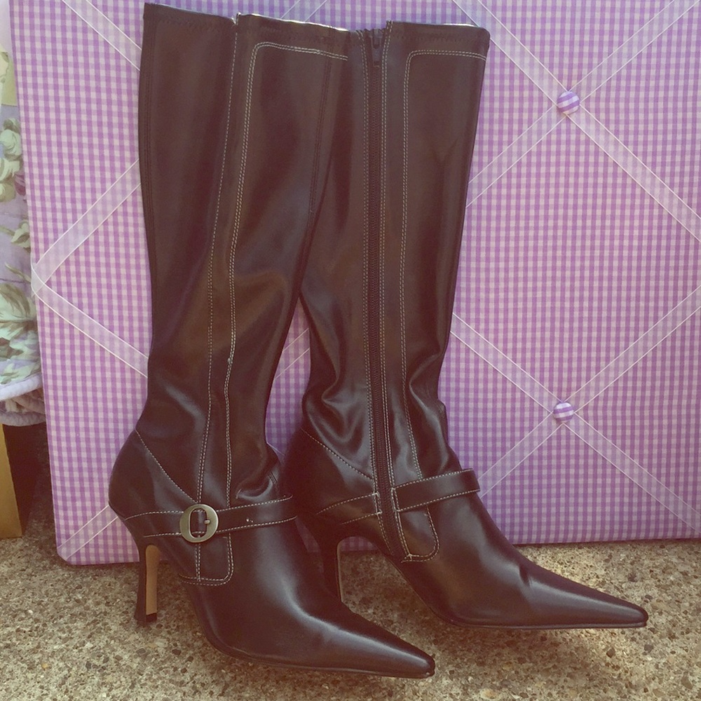 SEXY black boots! 🖤